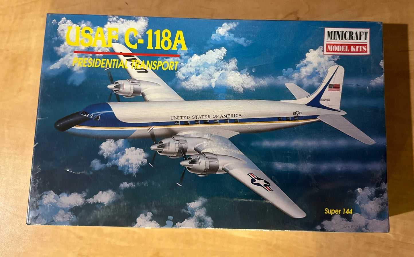 Minicraft Model 1:144 Presidential Transport USAF C-118A #14469 Factory Sealed