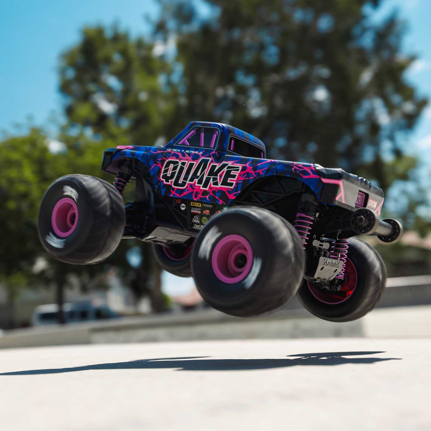 1/16 ARRMA QUAKE GROM (Battery & Charger Included)