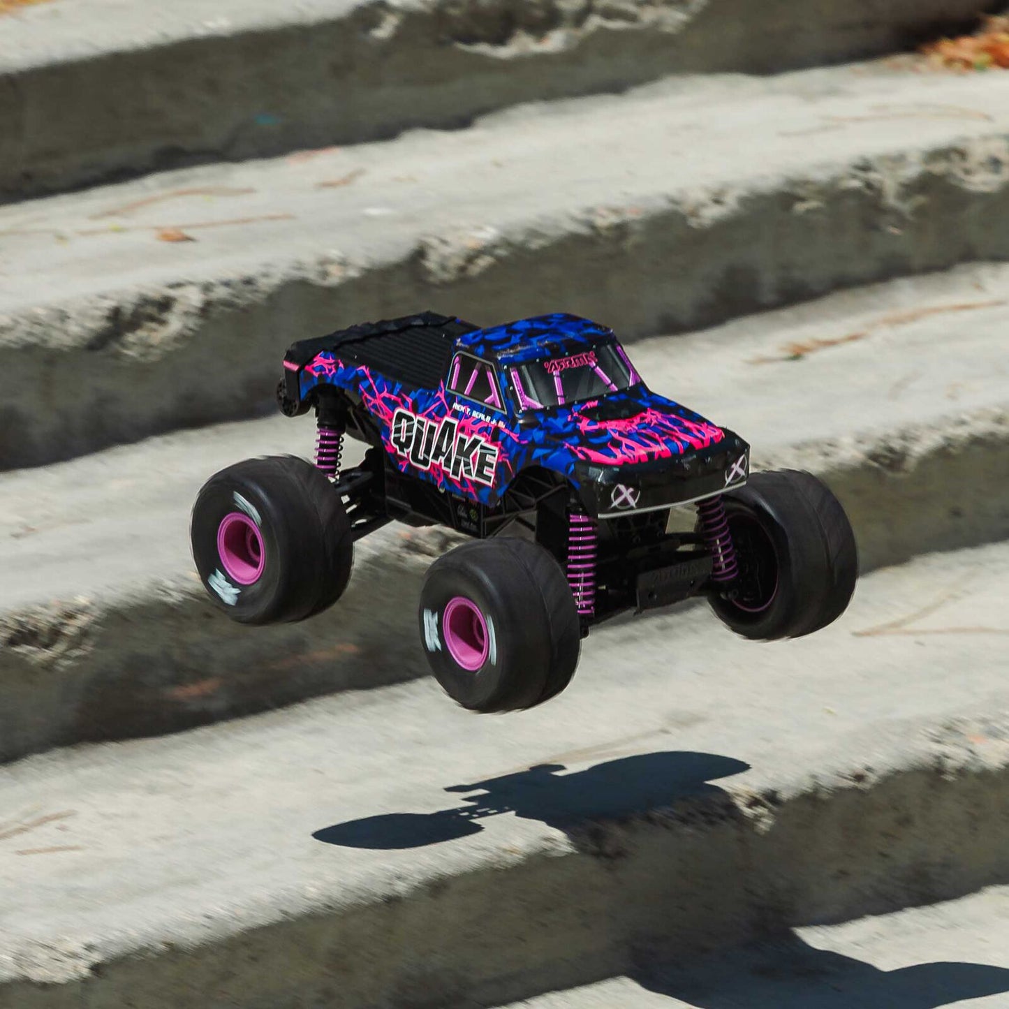 1/16 ARRMA QUAKE GROM (Battery & Charger Included)