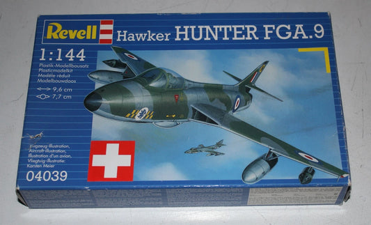 Revell 04039 Hawker Hunter FGA.9 Fighter 1/144 model kit
